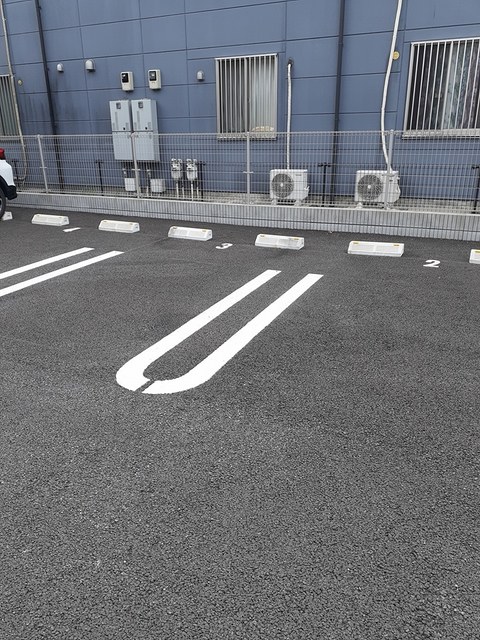 【はなあかりの駐車場】