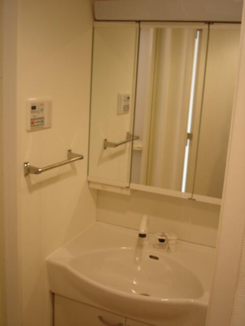 洗面設備　※他部屋参照