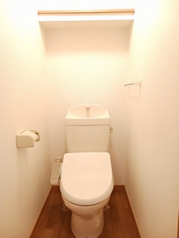 トイレ　コンパクトで使いやすいトイレです