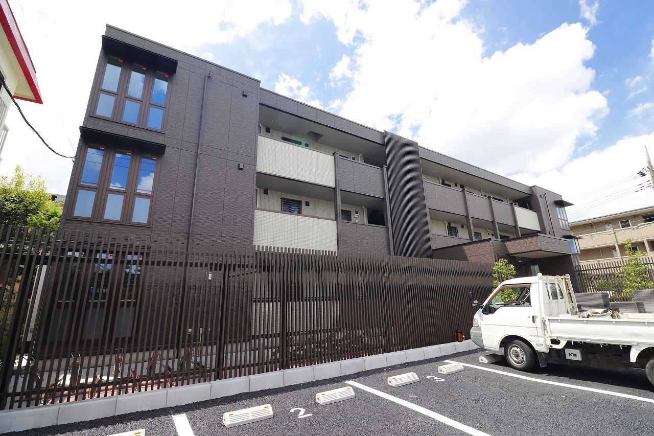 西武新宿線 下井草駅 徒歩3分 築9年