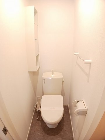 トイレ　清潔感のあるトイレです