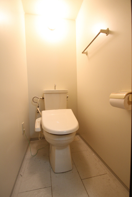トイレ　個室トイレで落ち着く！！