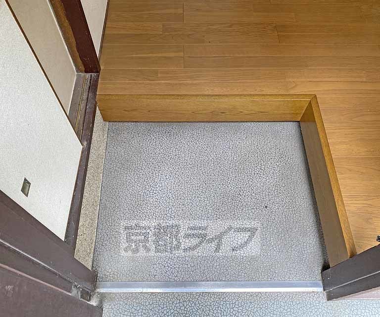 玄関　玄関です。