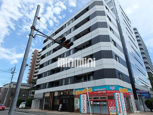 建物外観　オートロック付きマンション。
