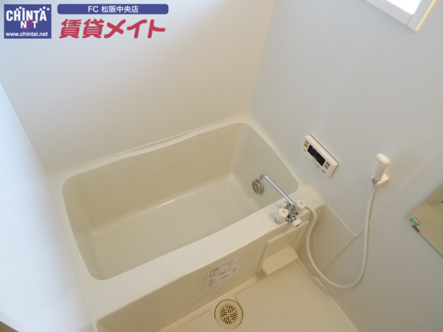 バス・シャワールーム　同型部屋写真です。