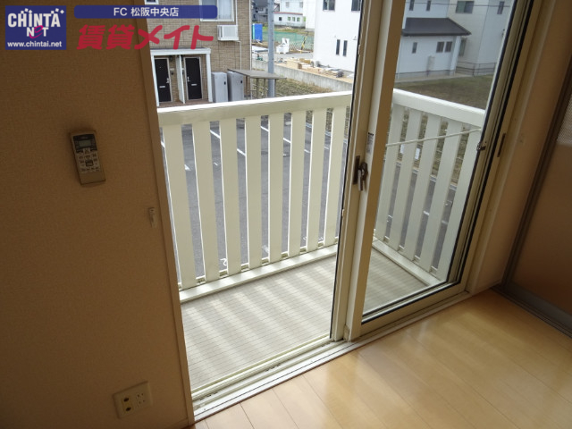 バルコニー　同型部屋写真です。