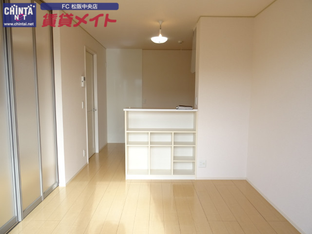 居室・リビング　同型部屋写真です。