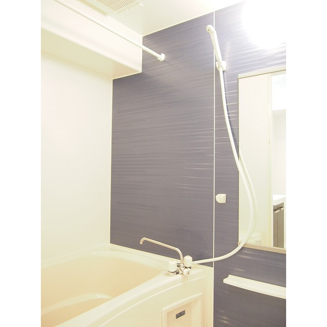 バス・シャワールーム　浴室乾燥機有り☆