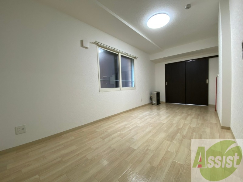 居室・リビング　広くてキレイなお部屋が広がっていて、充実した生活が送れそう。