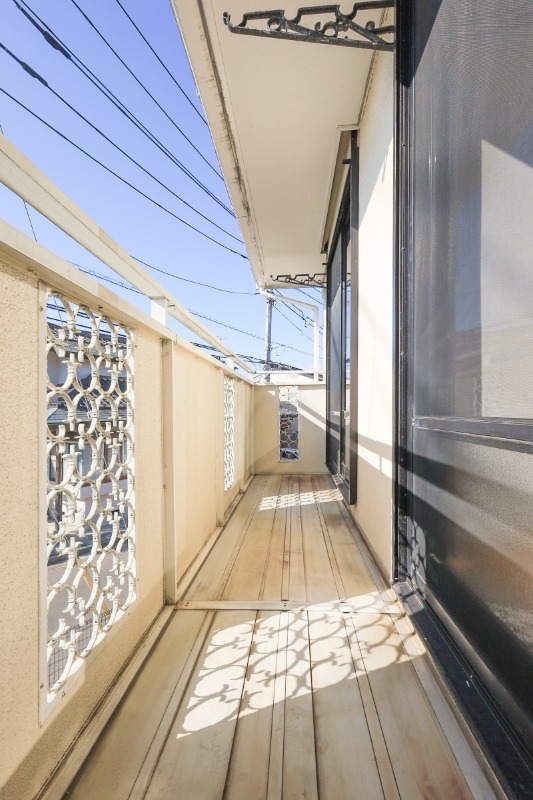 バルコニー　図面と現状に相違がある場合には現状を優先