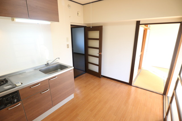 居室・リビング　※写真は他号室です