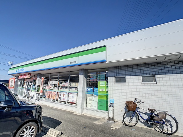コンビニ　ファミリーマート　茜部菱野店（コンビニ）まで85m
