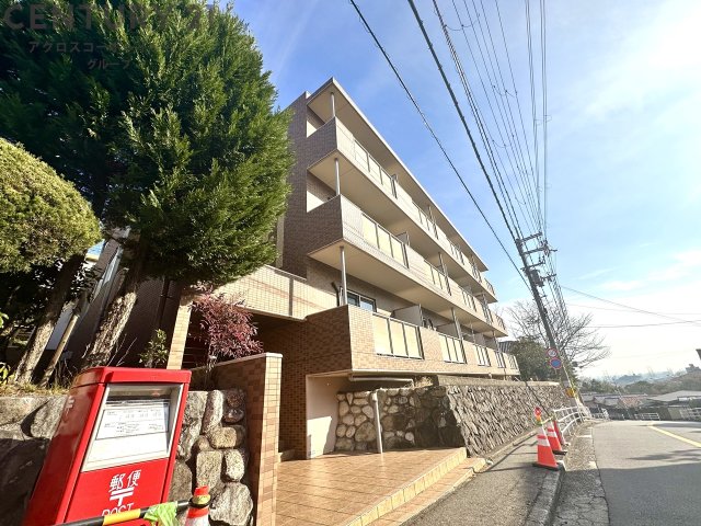 建物外観　オートロック付きです♪