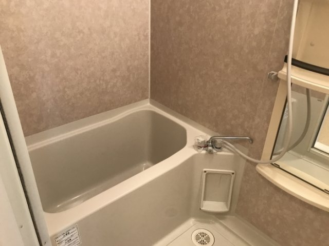 バス・シャワールーム　浴室