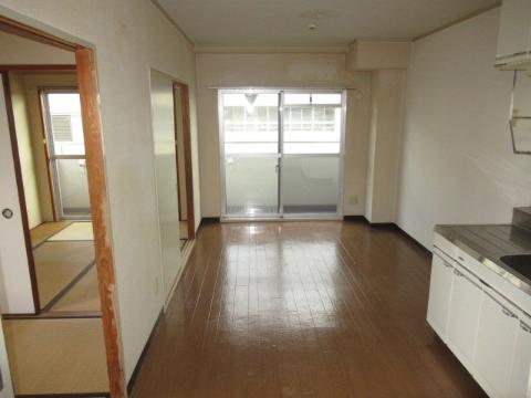 居室・リビング　リビング