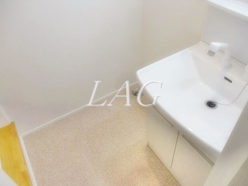 洗面設備　独立洗面台です。