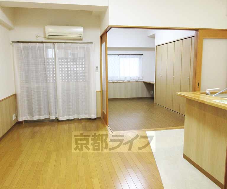 居室・リビング　開けっ放しでも使えます！