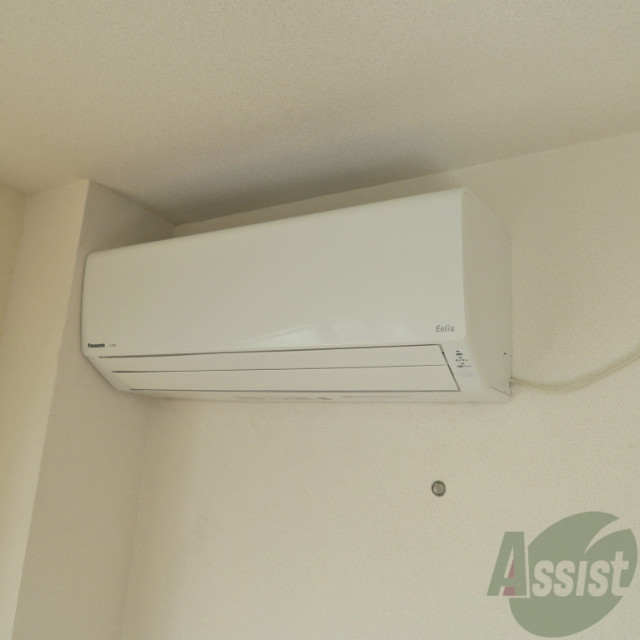 その他設備　エアコンはこんな感じのが設置されています。