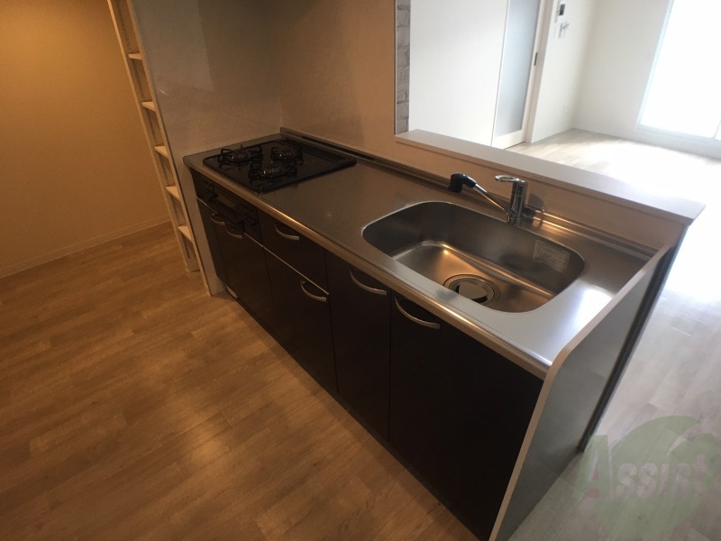 キッチン　キッチンはスペースも広々していて使いやすそうですよ！