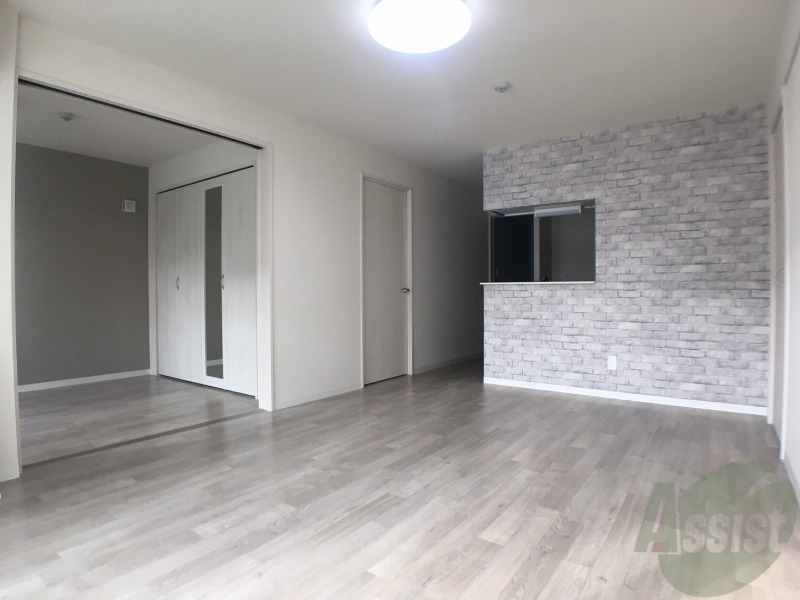 居室・リビング　広くてキレイなお部屋が広がっていて、充実した生活が送れそう。