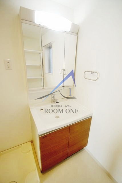 洗面設備　洗面台です。