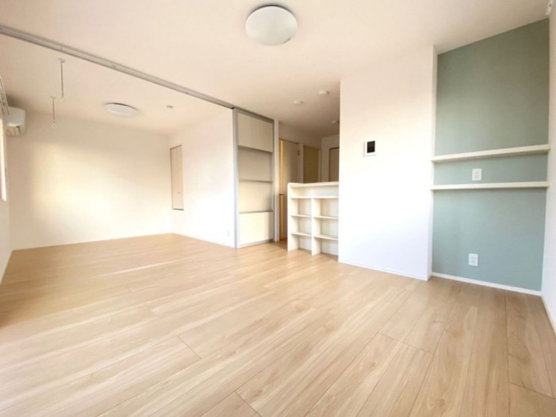 玄関　図面と現状に相違がある場合には現状を優先