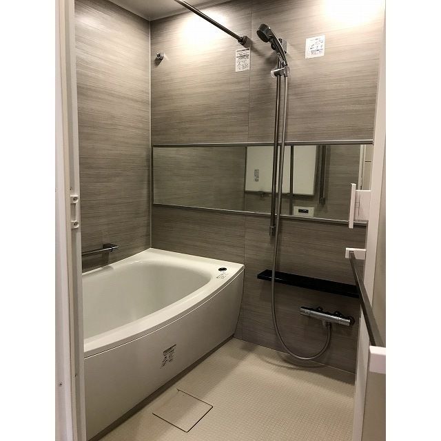 バス・シャワールーム　☆リラックスできるお風呂☆