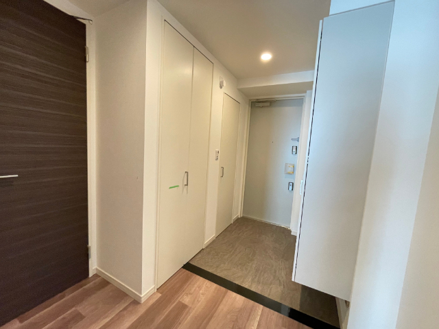 玄関　間取り違いの別号室