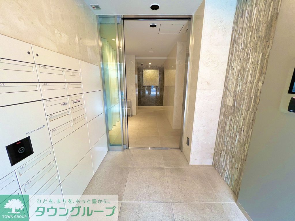 ロビー　エントランス