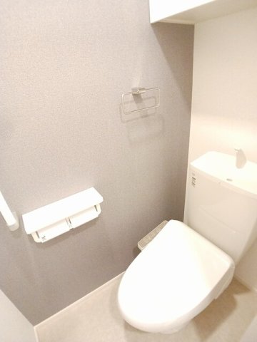 トイレ　清潔感のあるトイレです