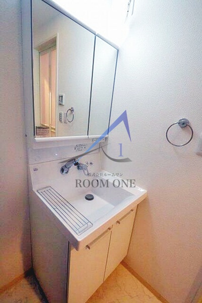 洗面設備　洗面台です。