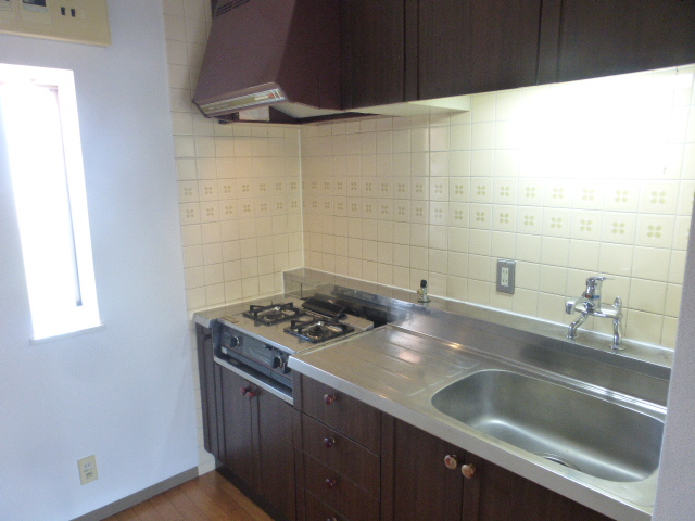 キッチン　キッチン　2口ガスキッチン　窓付