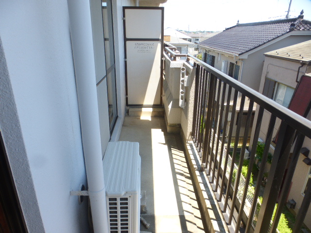 バルコニー　陽当たり良好　ワイドバルコニー