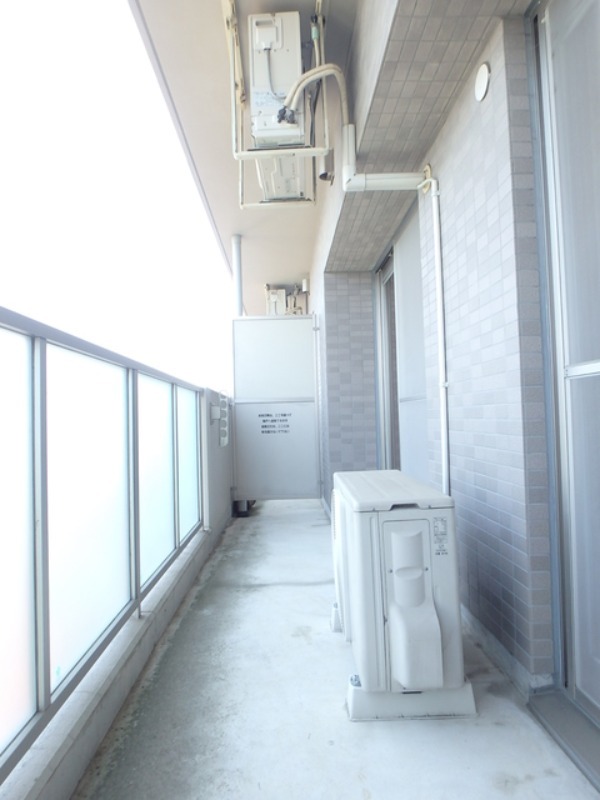 バルコニー　図面と現状に相違がある場合には現状を優先