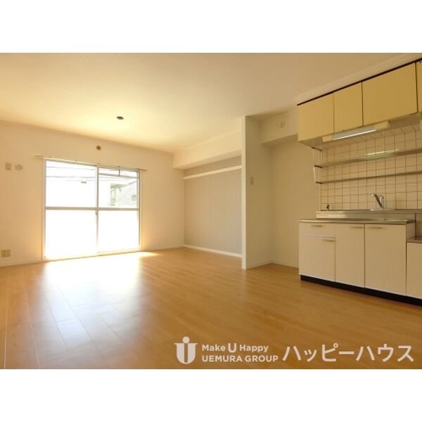 居室・リビング　現況優先です。