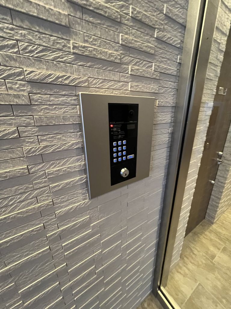 エントランス　エントランス