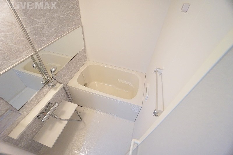 バス・シャワールーム　※写真と異なる場合は現状優先。