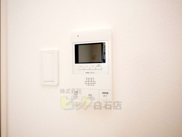 セキュリティ　モニター付きインターホン完備しています♪
