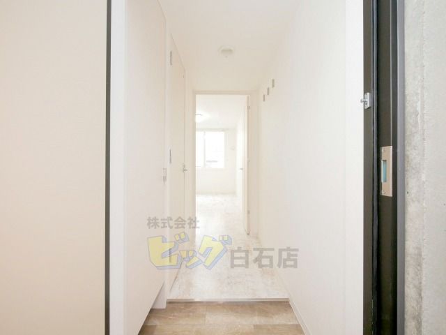 玄関　広々とした玄関です♪