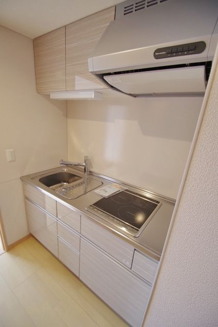 キッチン　★収納の多いキッチンです★