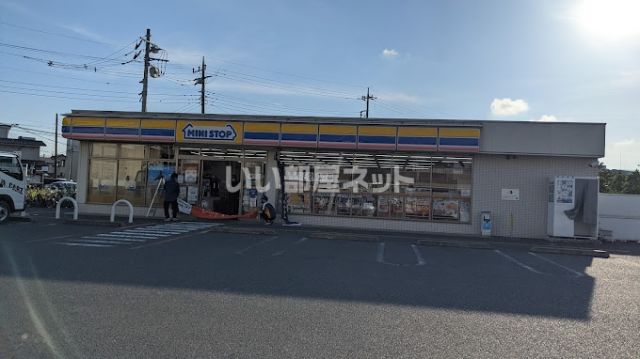 コンビニ　ミニストップ 勝田駅西口店（コンビニ）まで1063m