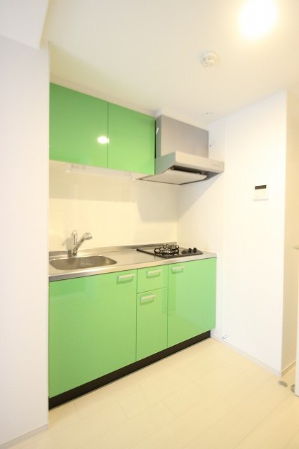 キッチン　同物件別号室