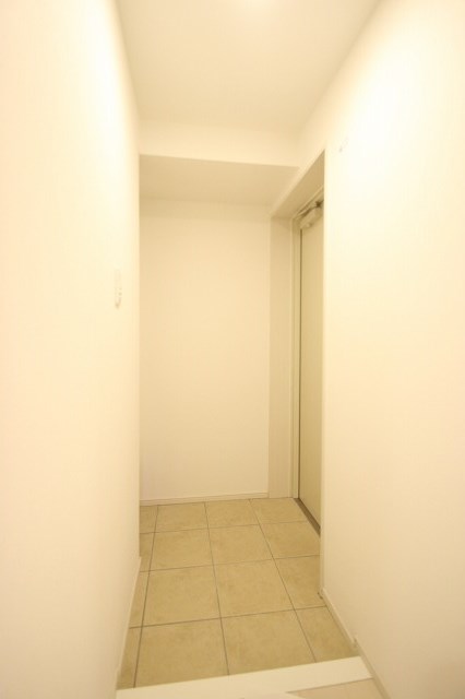 玄関　同物件別号室