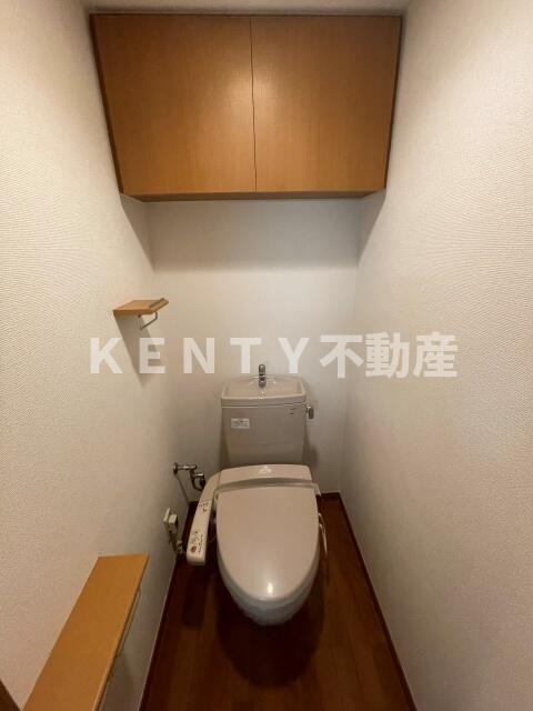 トイレ　ゆったりとした空間のトイレです