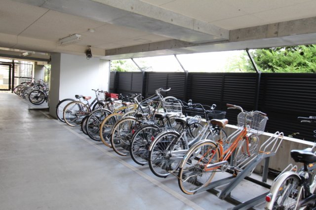 その他共有部分　駐輪場　※参考写真
