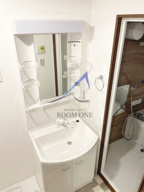 洗面設備　洗面台です。