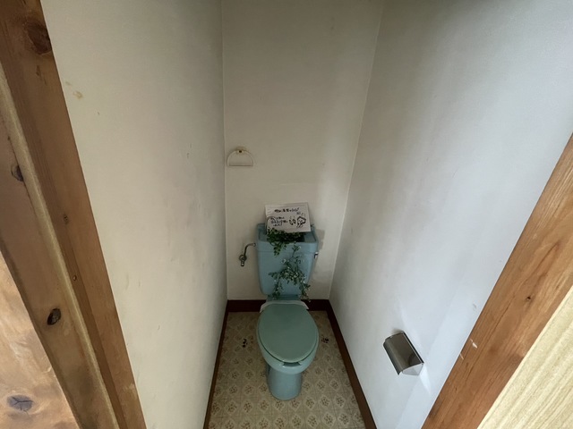 トイレ　別号室参考