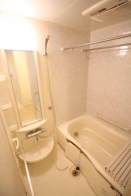 バス・シャワールーム　（別タイプ参考写真）プリムローズ駒込　豊島区駒込2