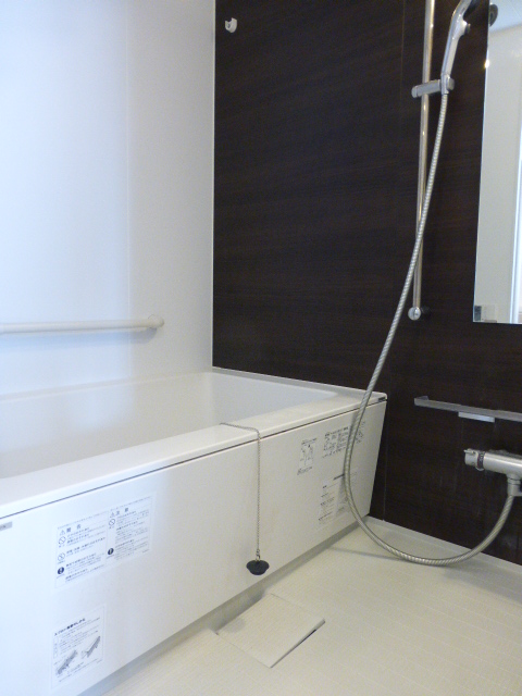 バス・シャワールーム　バス・シャワールーム