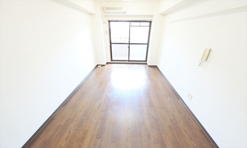 居室・リビング　LDK8.8帖　エアコン付